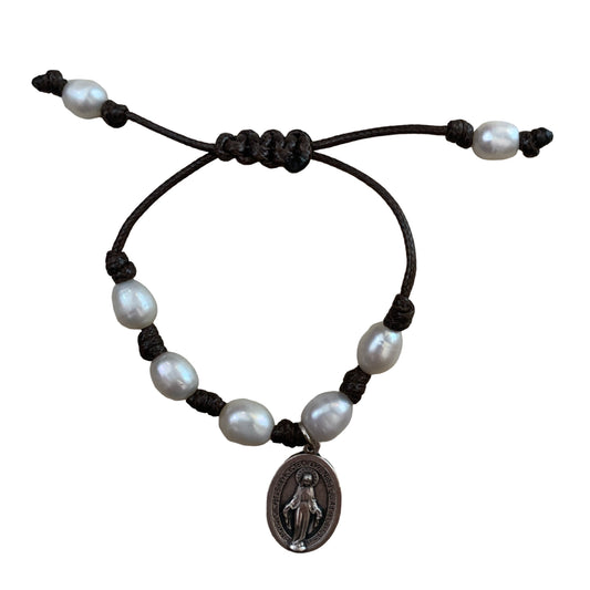 Pearl Beaded Adjustable Bracelet