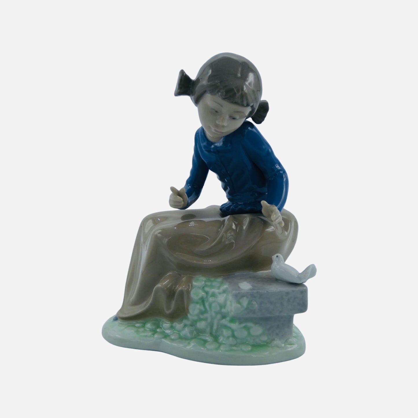Lladro Nao "Ever So Gently"
