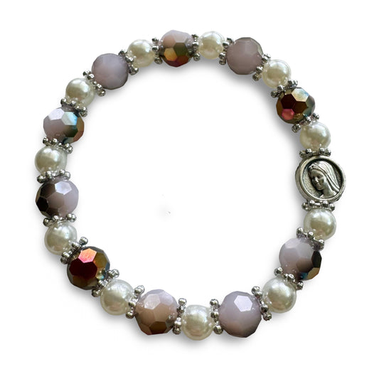 Beaded Queen of Peace Bracelet of Assorted Colors