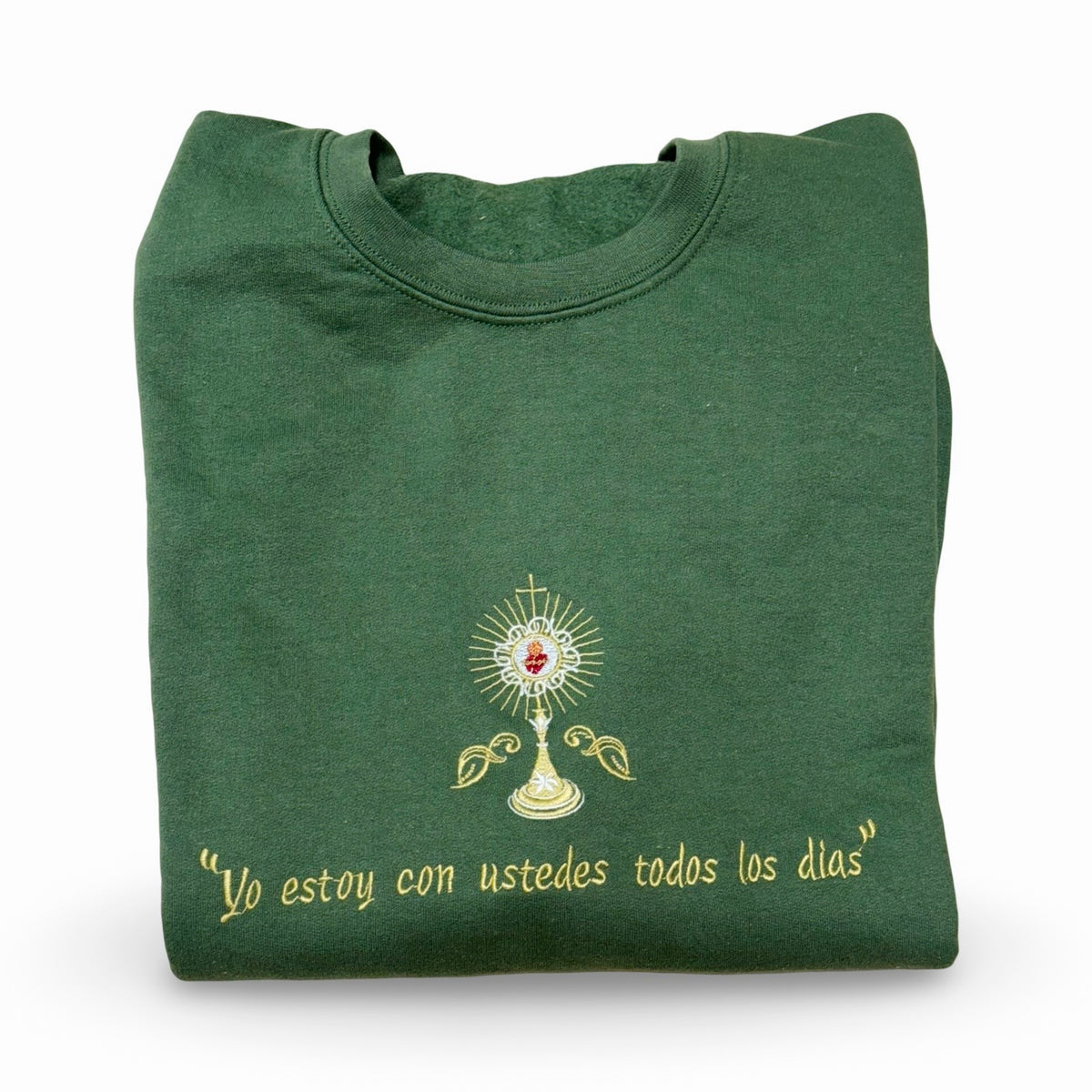 "Yo Estoy Con Ustedes Todos Los Días" Suéter Bordado por SCTJM