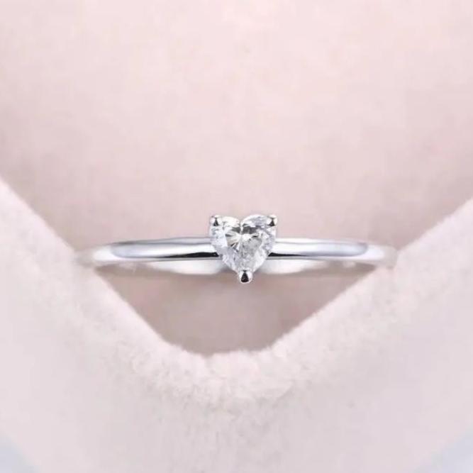Simple Heart Ring