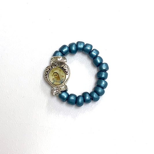 Beaded Ring with Queen of Peace Medal of Assorted Colors