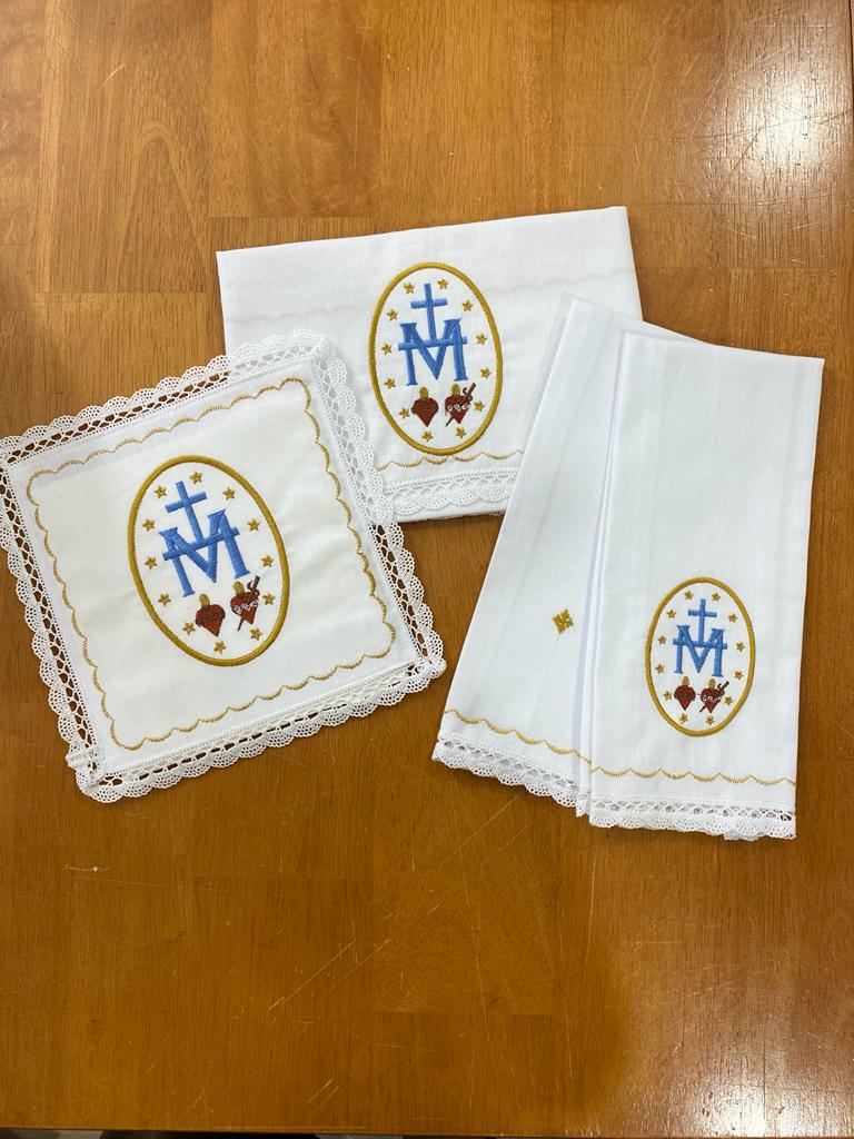 Embroidered Mass Linen Set by SCTJM